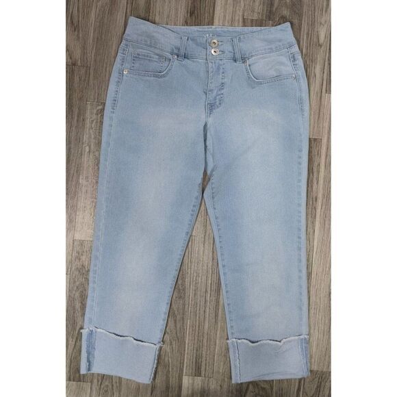 (3/$35) Style & Co Womens Size 4 Pockets Cuffed Denim Blue Jeans Capris - Picture 1 of 10
